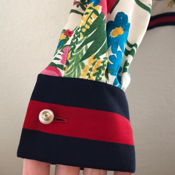 Authentic Gucci floral shirt button front blouse - Picture 4 of 16